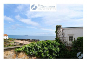 Kittiwake Cottage- stunning coastal cottage